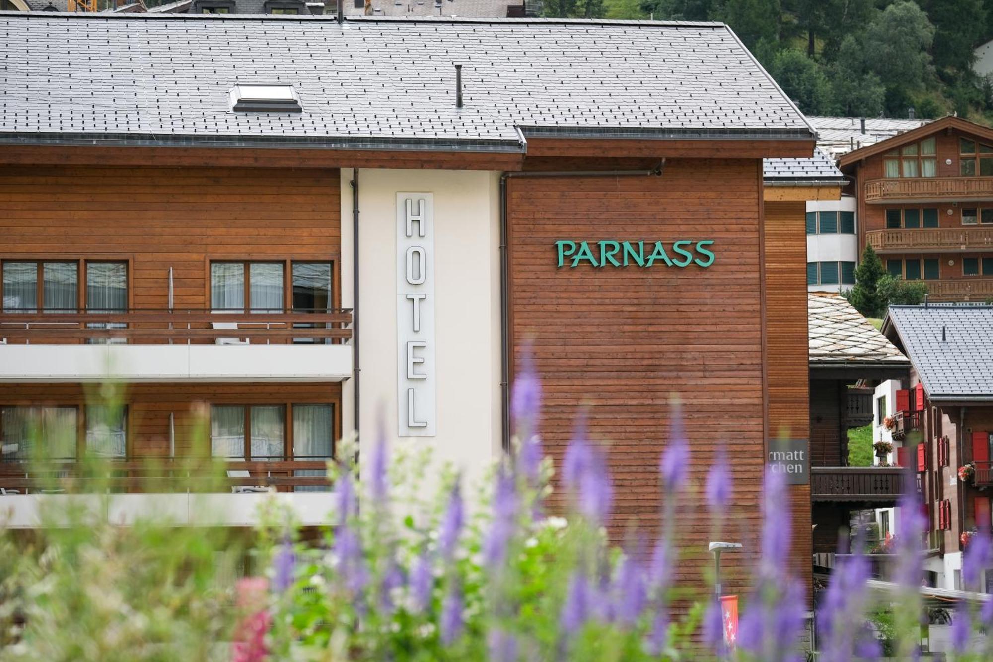 Hotel Parnass Zermatt Exterior foto